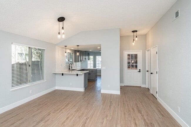 Building Photo - 4240 Ardwell Way