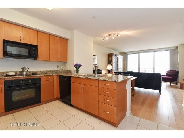 Foto del edificio - 807 Davis St