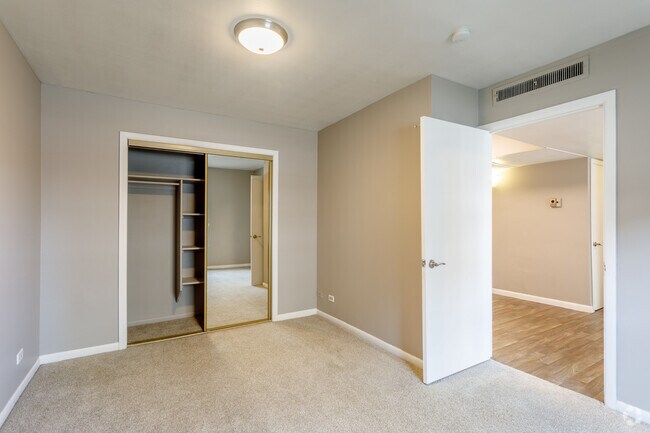 2HAB, 1BA - 750 ft² - Eleven13