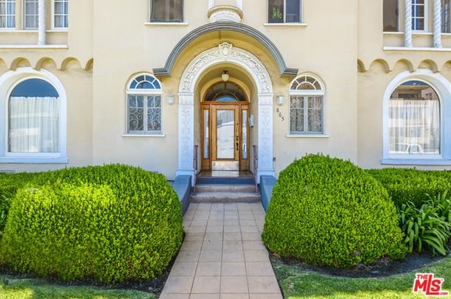 Photo - 865 S Shenandoah St Apartment