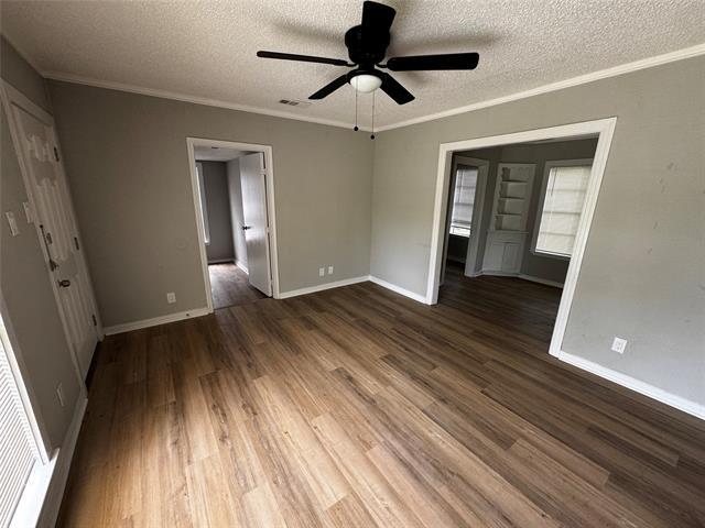 Foto del edificio - 1717 Hemphill Dr