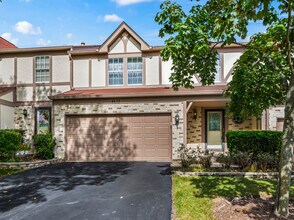 Building Photo - 4672 N Sapphire Dr