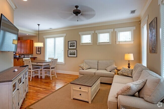 Building Photo - 3 bed/3 bath luxury townhouse walking dist...