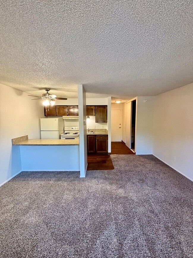 Foto del edificio - 3950 SW 102nd Ave