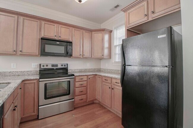 Foto del edificio - 128 Bogard Ln