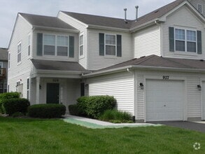 Building Photo - 927 Genesee Dr