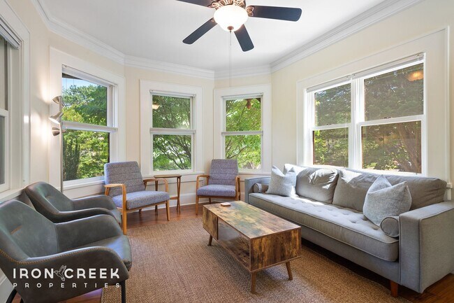 Building Photo - Stunning Furnished Rental in Historic Mont...