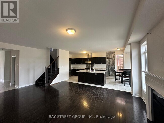 Building Photo - 47 Colonel Lyall St