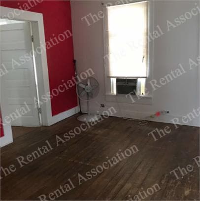 Building Photo - 214 S Bonner St