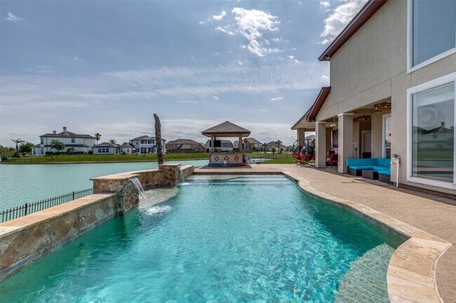 Building Photo - 8 Cypress Point Ct