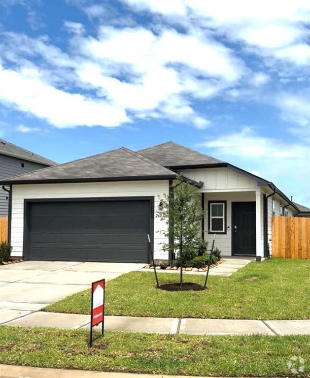 Building Photo - 26073 Hampshire Dr