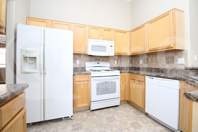 Foto del edificio - 20891 N 84th Dr