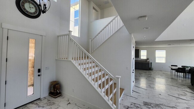 Building Photo - Executive 5 Bedroom, 4 Bathroom 3300 sqft....