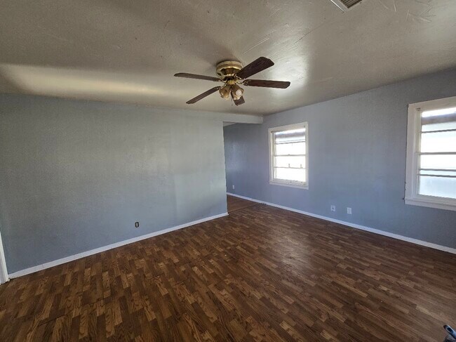 Foto del edificio - 4118 S Harrison St