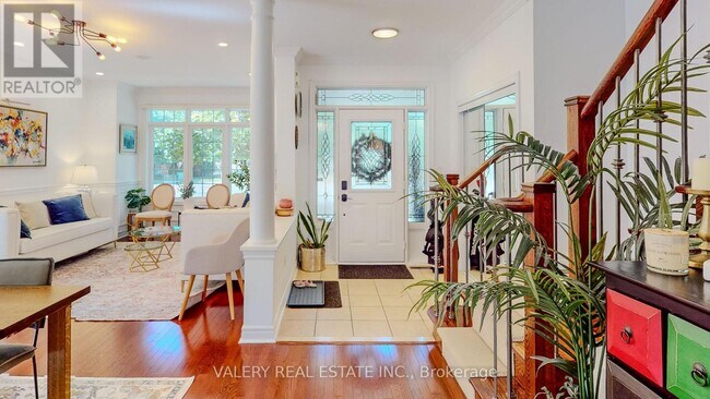 Building Photo - 3006 Richview Blvd