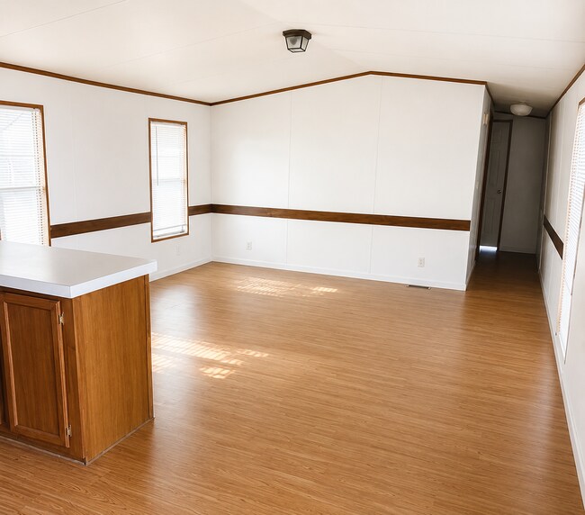 Foto del edificio - 300 Murls Lake Rd