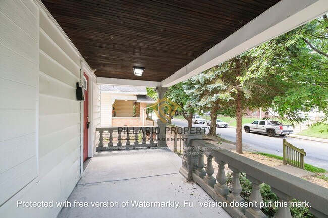 Foto del edificio - Renovated 3 Bed / 1 Bath Near Eastside!