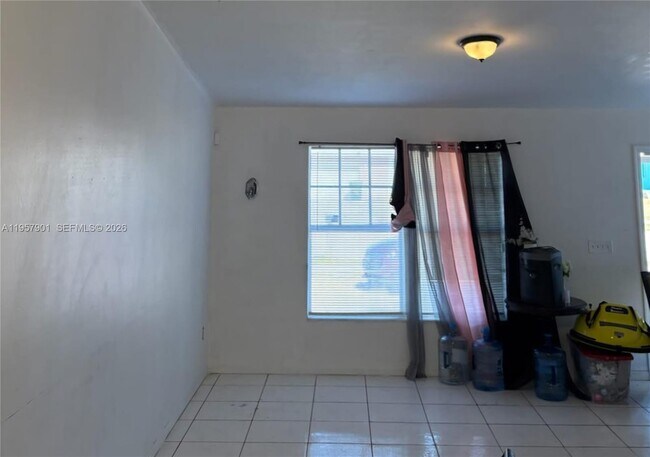 Foto del edificio - 3241 Willin St