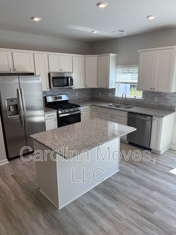 Foto del edificio - 166 Randwick Ln