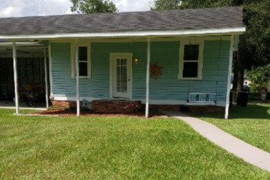 Primary Photo - 101 N College St