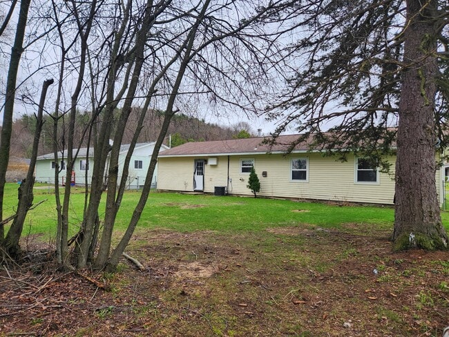 Photo - 118 Barclay Rd House