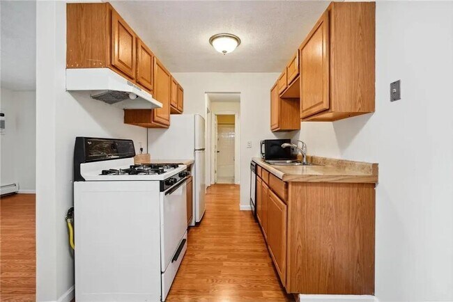 Building Photo - 5315 Minnehaha Ave