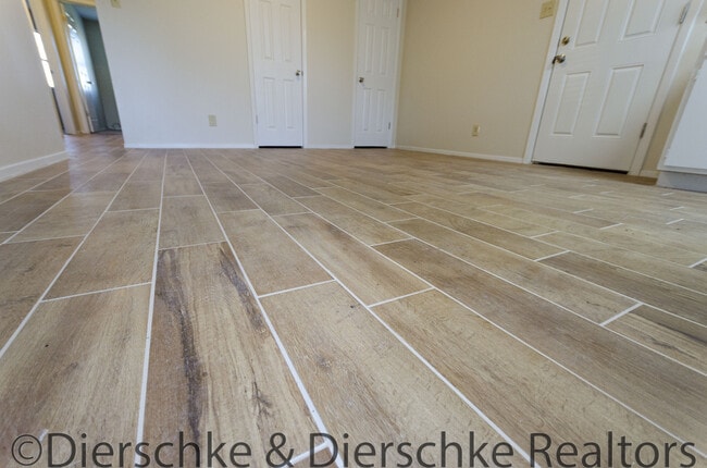 Building Photo - Updated 3 bedroom home near GAFB COMING SOON!