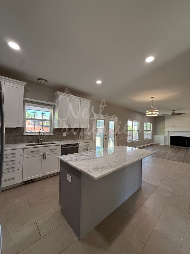 Building Photo - 9 Ashley Hall Ct