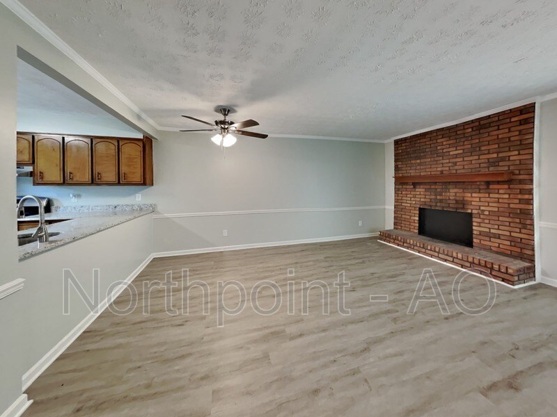 102 Palisades Pointe, Riverdale, GA 30274 House Rental in Riverdale