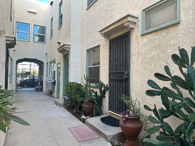 Foto del edificio - Fourth Street