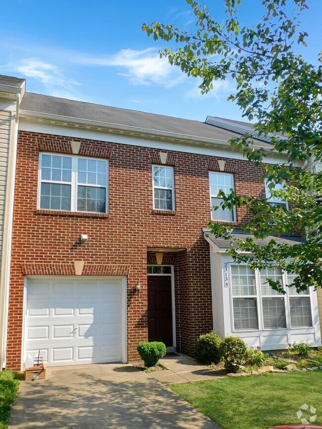 Building Photo - 23134 Lilac St