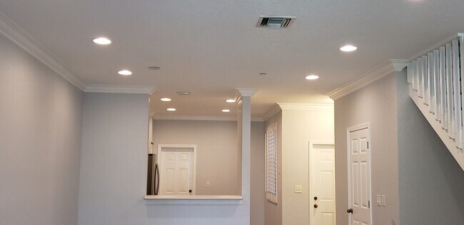 Building Photo - 3831 Pond Apple Dr