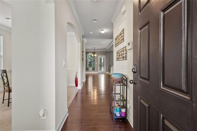 Building Photo - 3105 Duke Dr