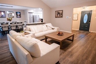 Building Photo - 13011 Lemur Ln