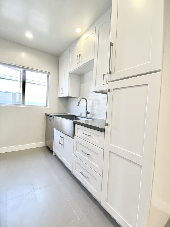 Kitchen - 1006 21st St