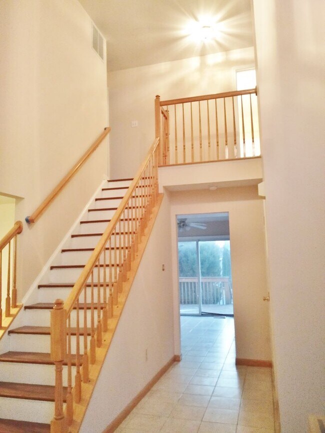 Foto del edificio - 3-Bedroom Gem in Desirable Sicklerville Neighborhood!