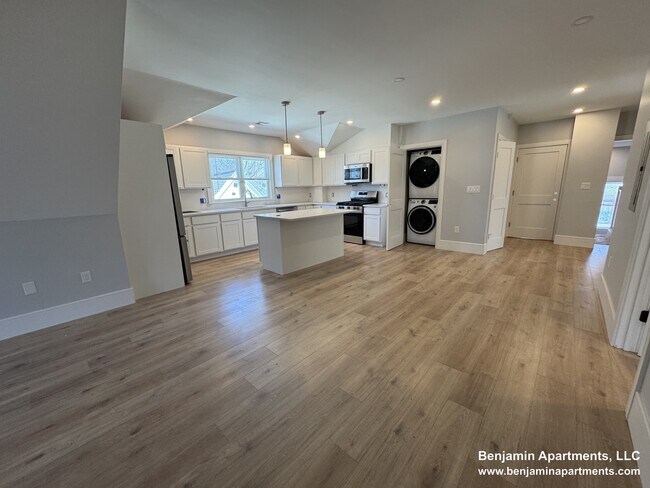 Foto del edificio - 28 Brooks St