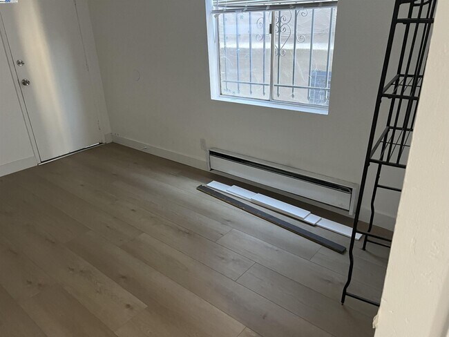 Foto del edificio - 2025 E 20th St