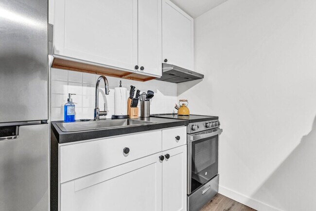 Foto del edificio - 121 Porter Ave