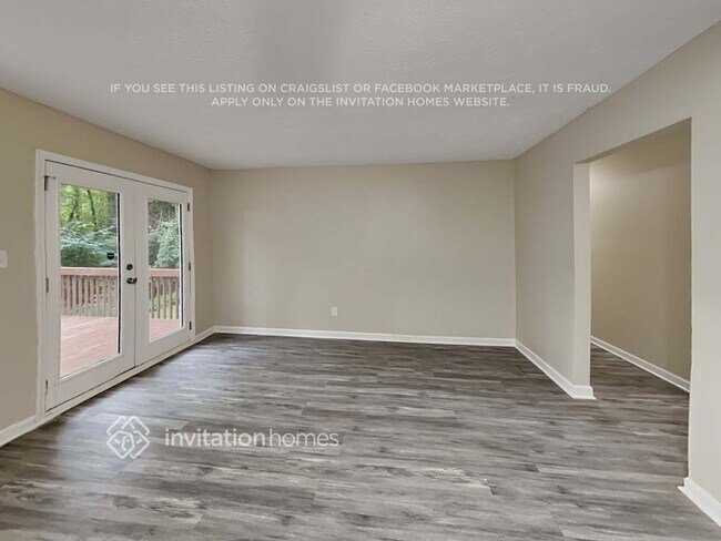 Building Photo - 210 Hunt Ridge Dr