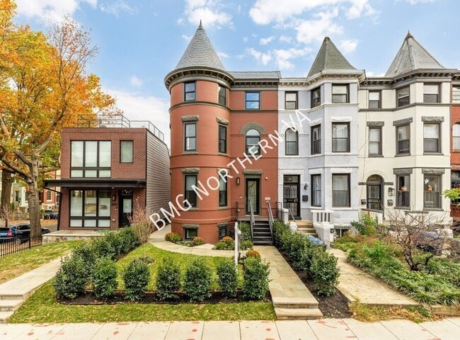 Photo - 2829 13th St NW House