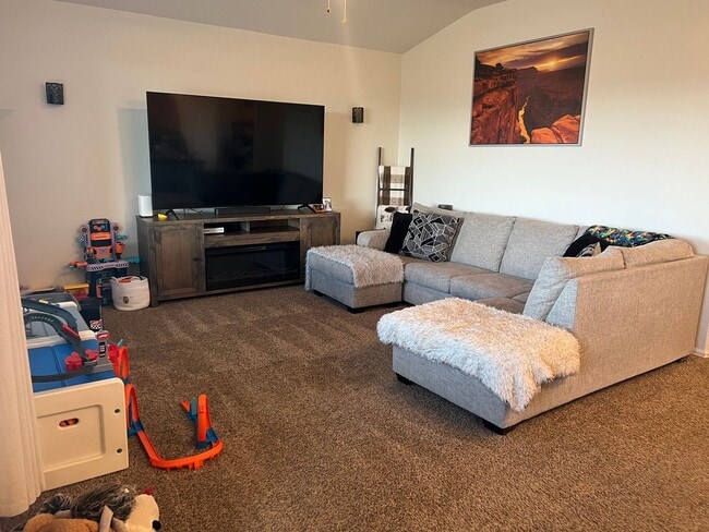 Building Photo - Great Home in Berthoud