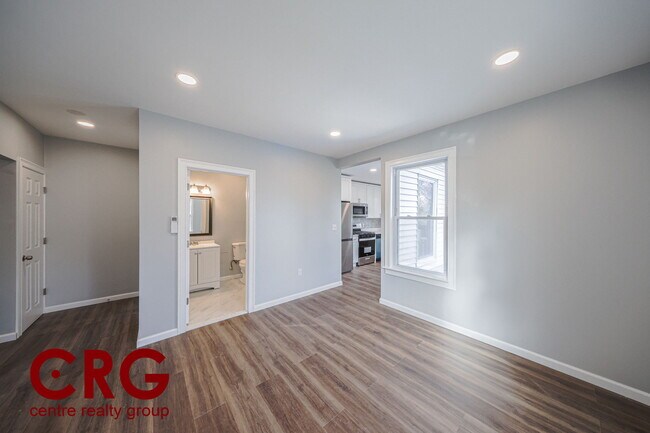 Building Photo - 81 Alder St