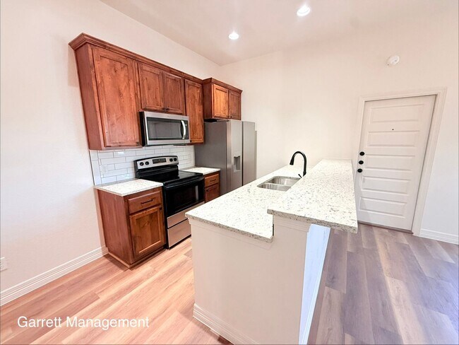 Foto del edificio - 207 N Ridge