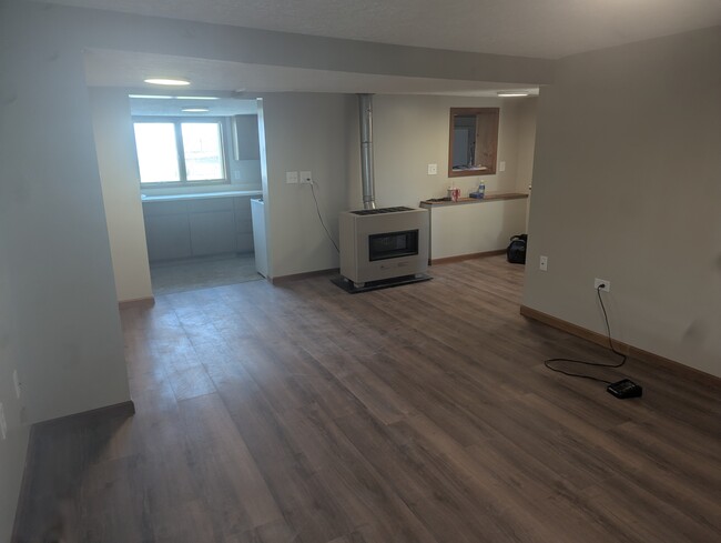 New flooring, paint, newer heater - 616 N Canal Ave