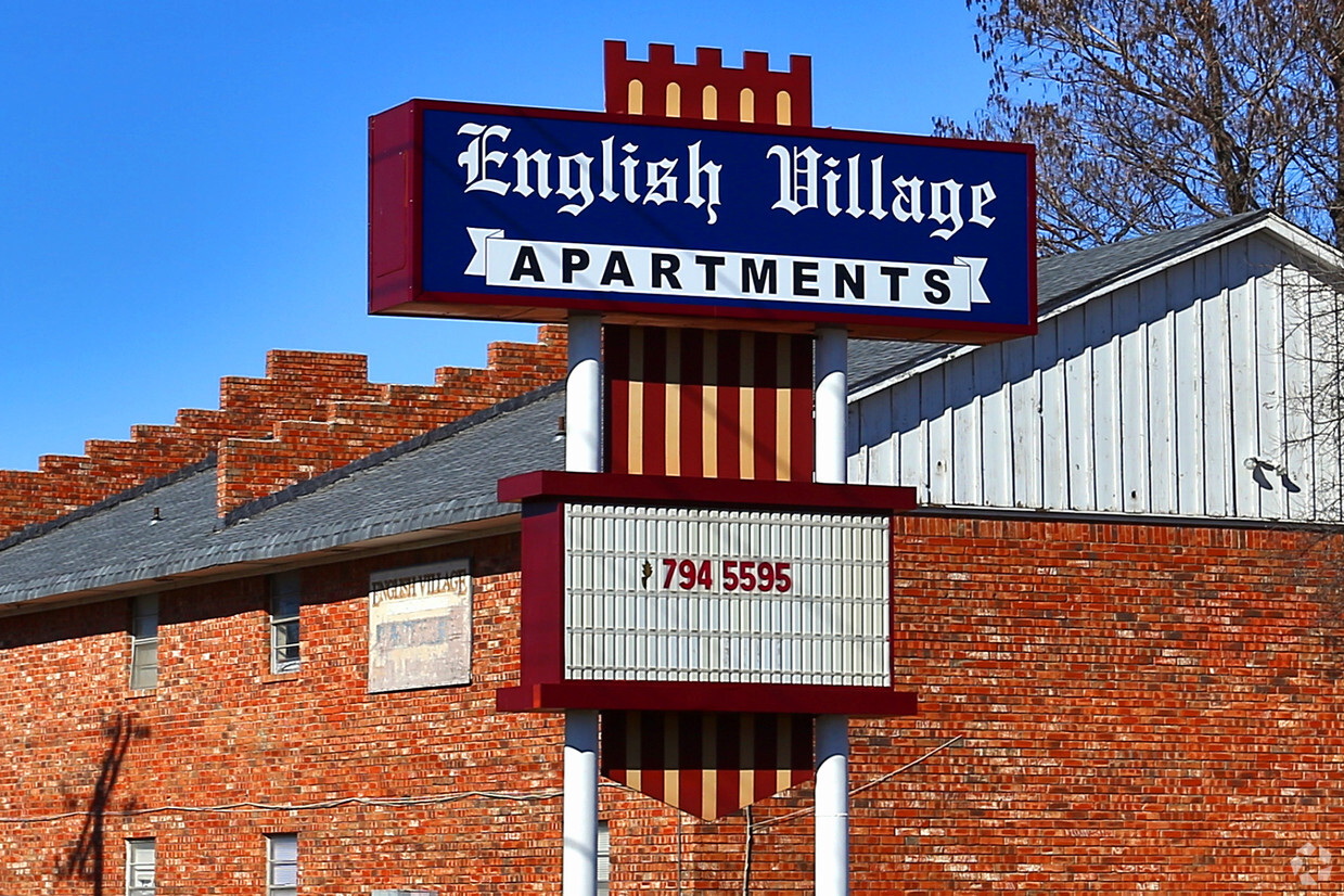 Primary Photo - English Village