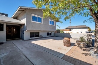 Building Photo - 4506 S Willow Dr