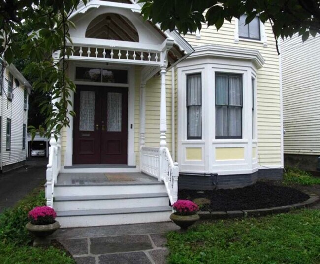 Foto del edificio - 51 S Clinton St