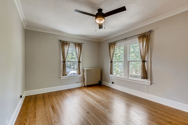 Foto del edificio - 97 E Quincy St