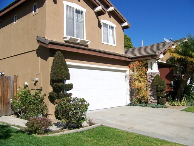 Foto del edificio - 2031 Pine Hurst Ln